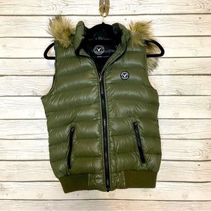 American Eagle Down Faux Fur and Sherpa Hooded Puffer Vest in Olive Green Size S